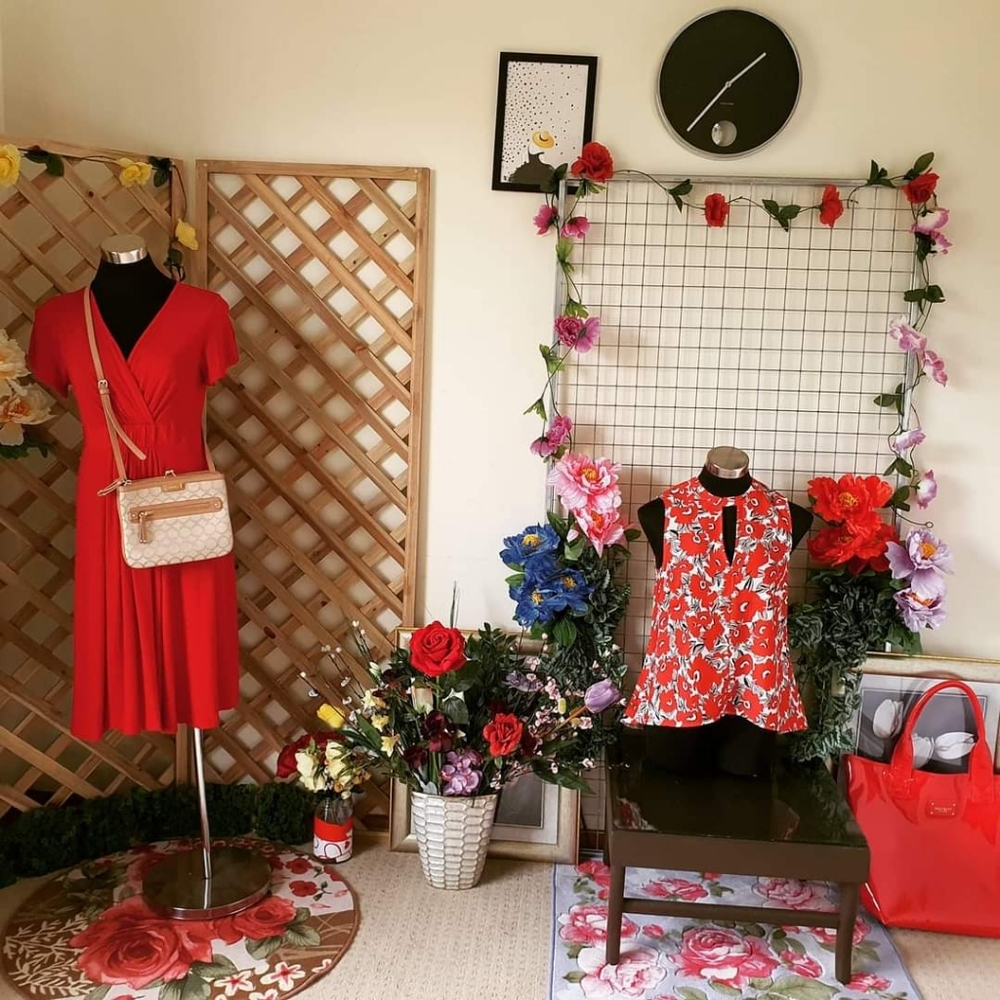 Meet your Posher, Ruth - Picture 10 of 14